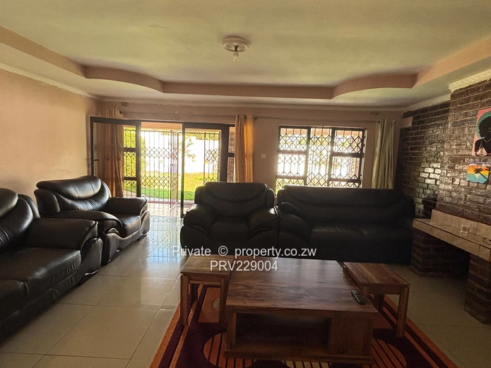 Chinhoyi Property For Rent!!!