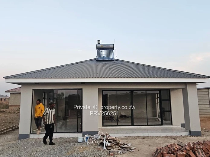 Modern 4-Bed House with Sleek Kitchen & Borehole in Nyabira
