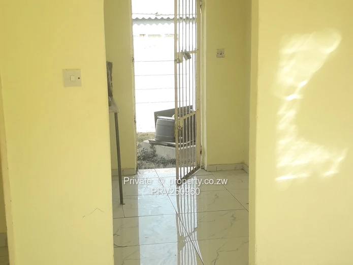 2 bed house available now in quite location (Sole Mandate)