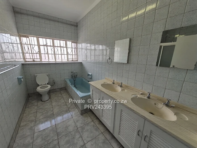 3 Bedroom Townhouse in Upper Avenues