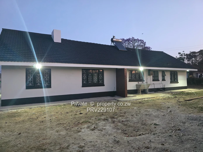 4 Bedroomed house in Marlborough 