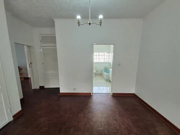 3 Bedroom Garden Flat