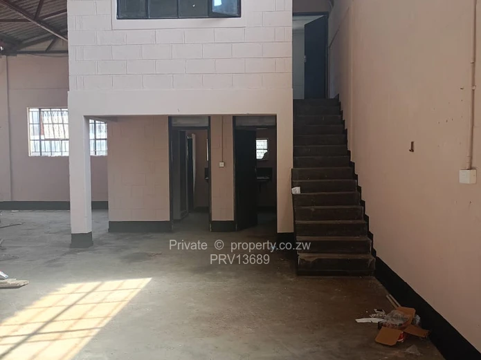 Warehouse in Msasa 340sqm