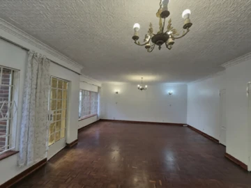 3 Bedroom Garden Flat