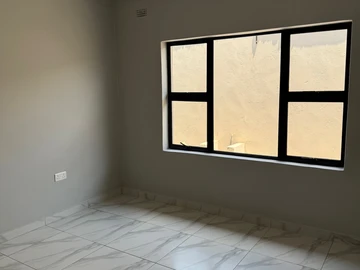 3 Bedroom Garden Flat