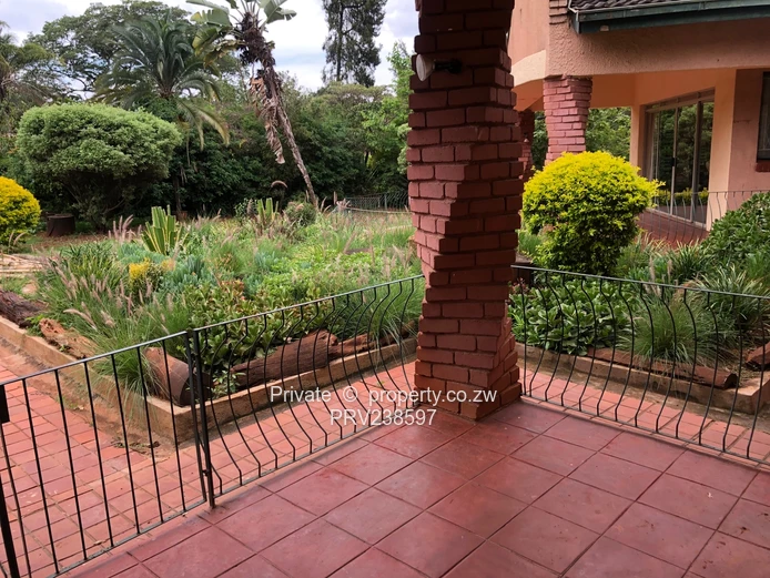 4 Bedroom Family Home in Vibrant Greystone Park (Sole Mandate)