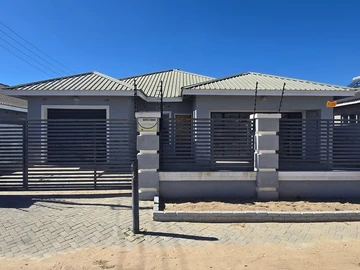 4 Bedroom Townhouse Complex