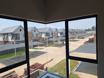 2 Unit Townhouse Complex