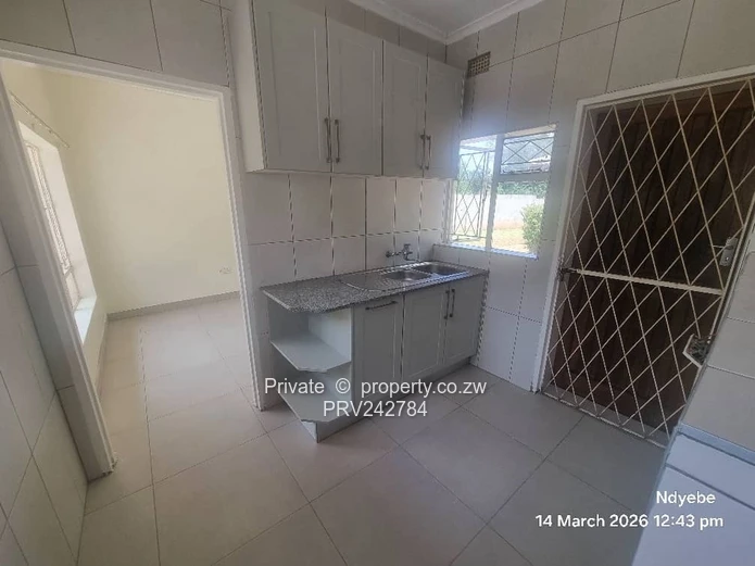 Fully Refurbished 3 bedroom House available to rent