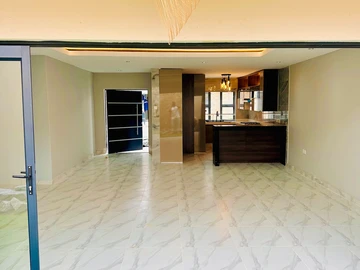 3 Bedroom Garden Flat