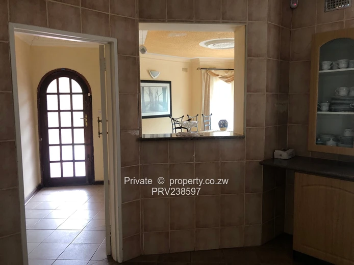 4 Bedroom Family Home in Vibrant Greystone Park (Sole Mandate)