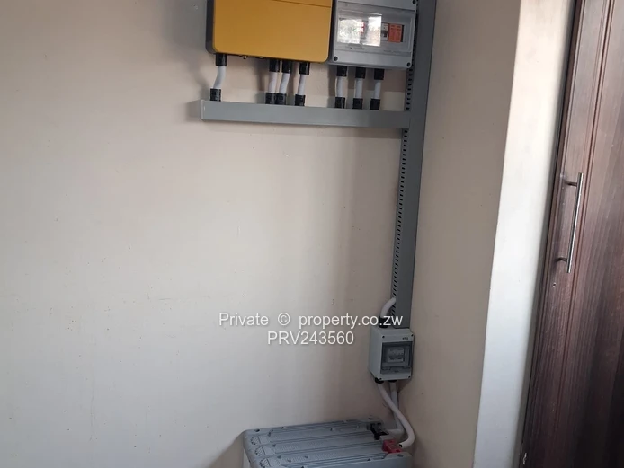 Glen Lorne 3 Bedroomed Flat