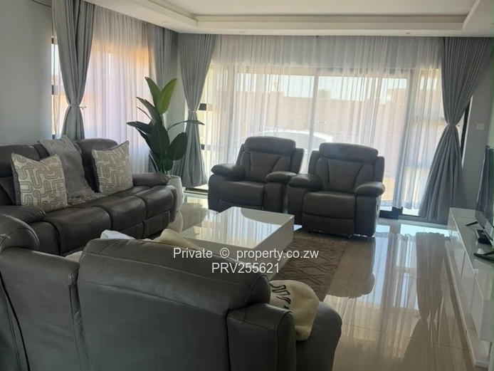 Cluster House to rent in New Marlborough