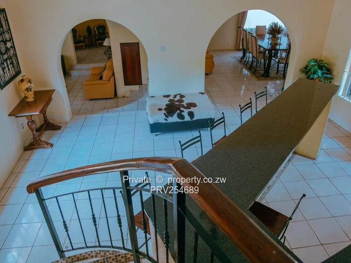 Executive 9bd dble storey house designed as a lodge 