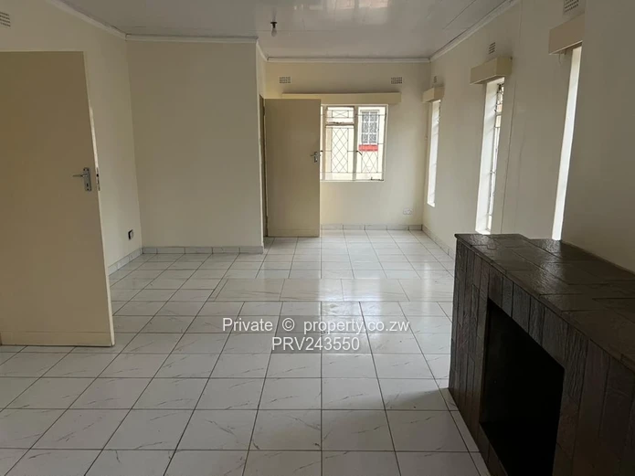 Braeside property for Rent (Sole Mandate)