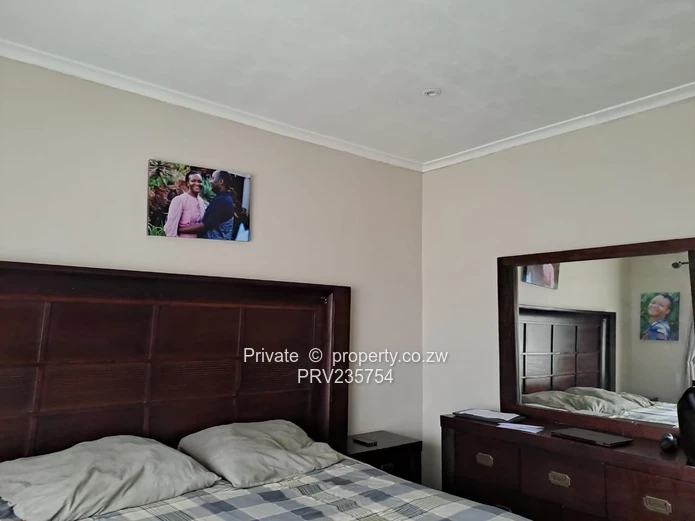 House to let (Sole Mandate)