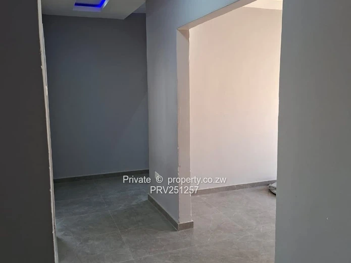 Modern 3-Bed  in Erasmus Park — Borehole & solar