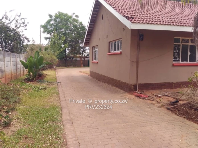 Neat, Secure and Beautiful 3 bedroomed cluster house to rent in Greendale.