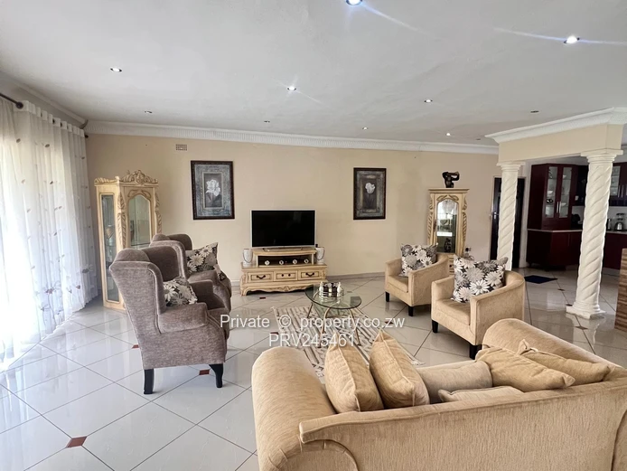 Charming 3-Bedroom Home with Beautiful Garden – Marlborough, Close to Old Mazoe Rd