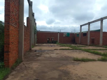 Commercial & Industrial Land