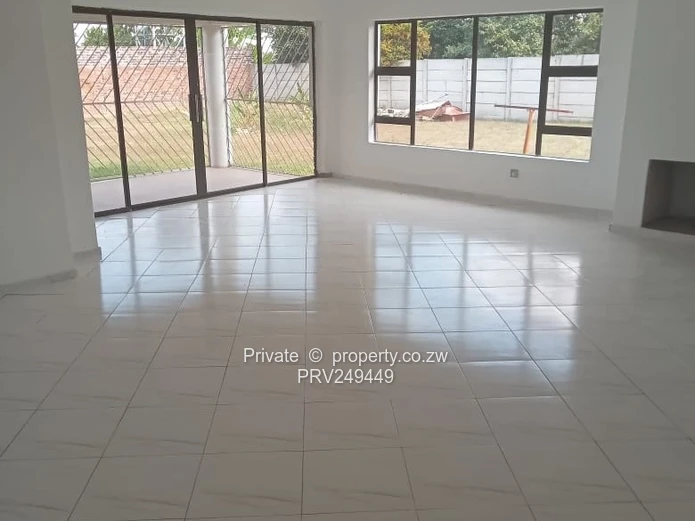 3-Bed House for immediate occupation