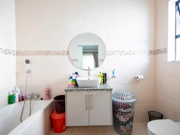 3 Bedroom Garden Flat