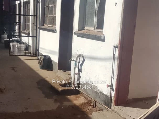 Dombotombo Shop Building For Sale