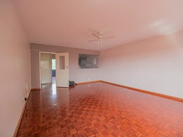 2 Bedroom Flat & Apartment