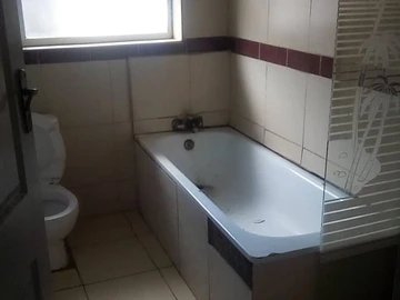 2 Bedroom Garden Flat