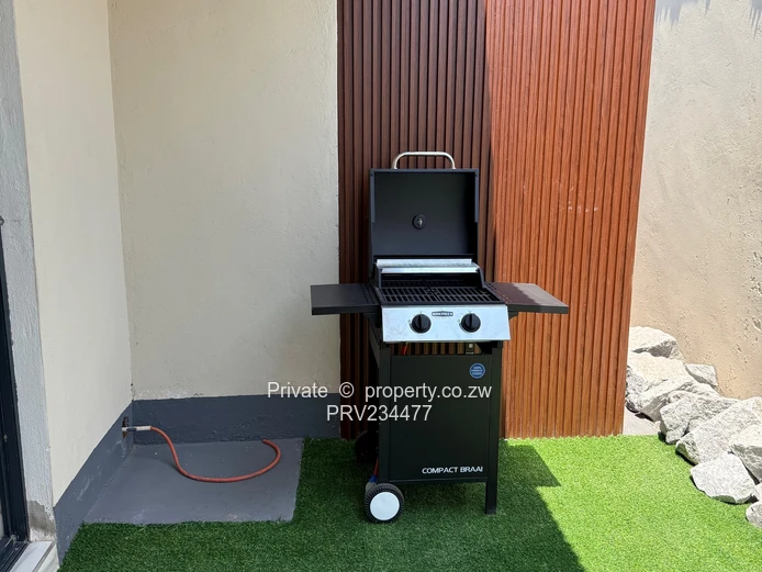 Pomona Apartments (Sole Mandate)