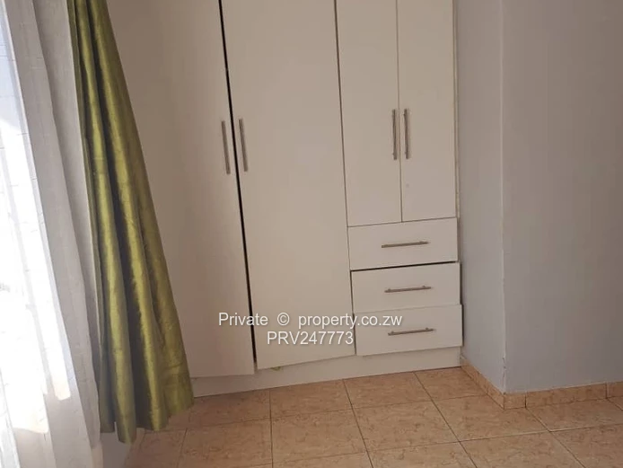 Spacious 4-Bedroom Family Home in Damofalls