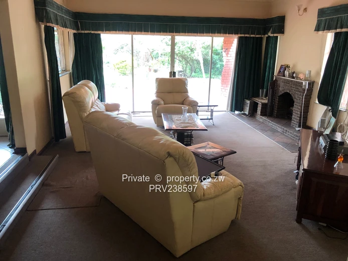 4 Bedroom Family Home in Vibrant Greystone Park (Sole Mandate)