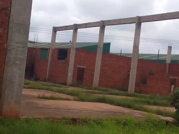 Commercial & Industrial Land