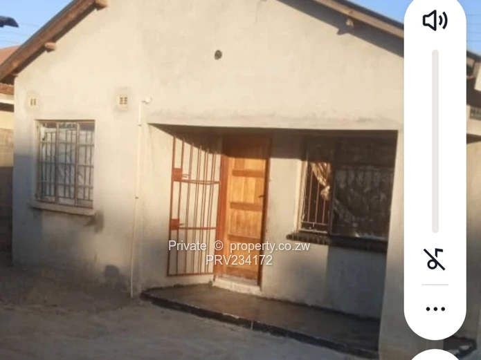 House for sale Chitungwiza 