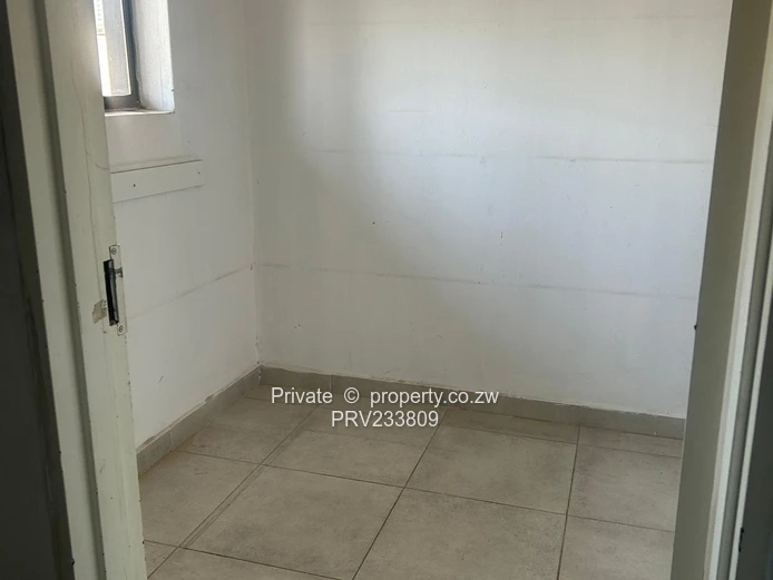 Shops and offices to let 