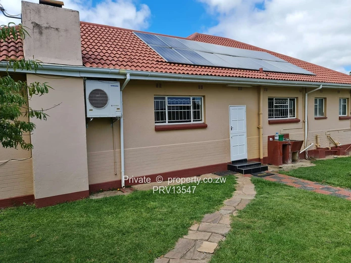 Neat Compact 3 Bedroomed House Avondale