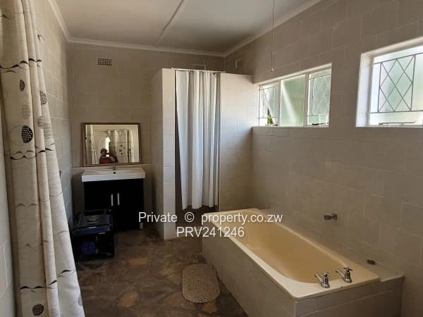 Neat 1 Bedroom Granny Cottage For Rent