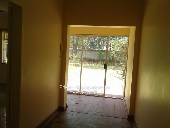 Beautiful 3 bedroomed cluster house to rent in Greendale.