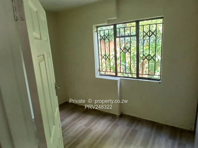Compact 3-Bedroom Cottage to Rent – Emerald Hill