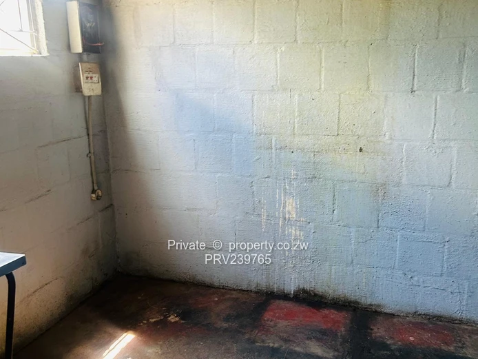 2 bedrooms to rent in Zengeza 3 