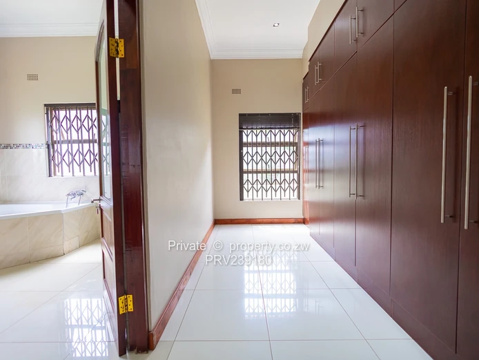 Luxury 4-Bed Home, Borrowdale Brooke  (Sole Mandate)