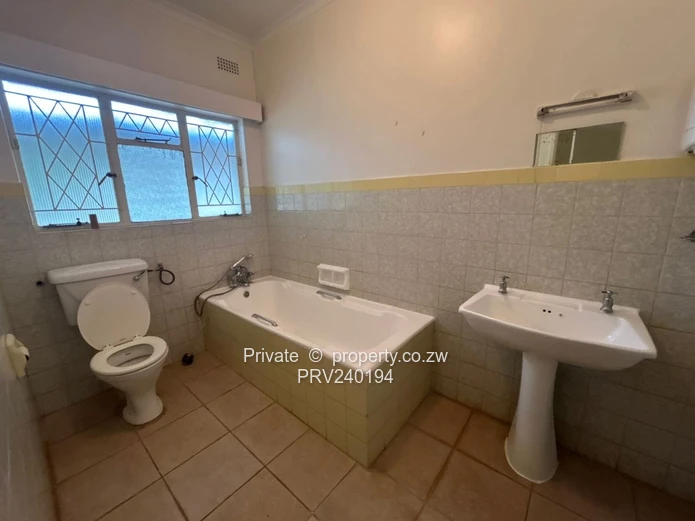 3 Bedroomed House in New Alexandra Park for Rent