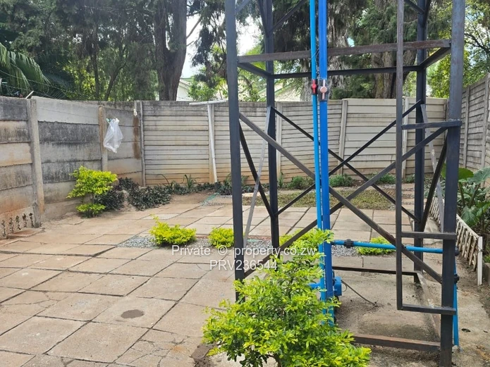 Neat, 2 Bed Duplex Garden Apartment For Rent In Avondale