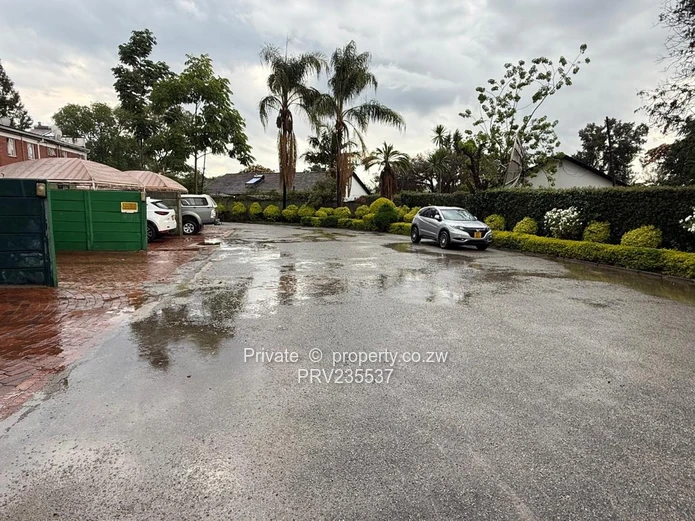 Avondale 2-Bed Garden Flat — Modern Kitchen & Borehole