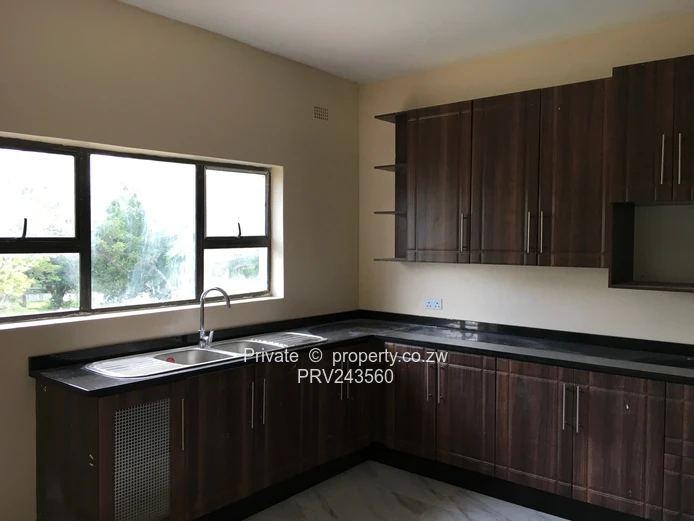 Glen Lorne 3 Bedroomed Flat