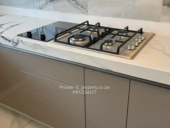 Pomona Apartments (Sole Mandate)