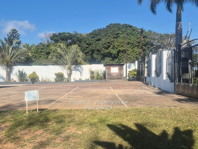 Commercial Property to let in the Main Street of Mutare 