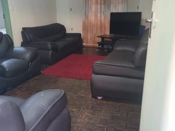 2 Bedroom Garden Flat