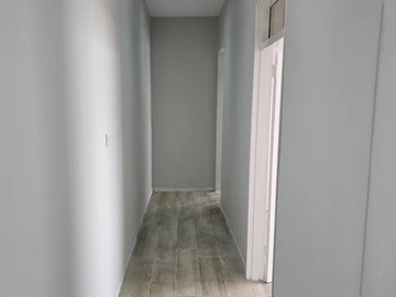 2 Bedroom Flat & Apartment