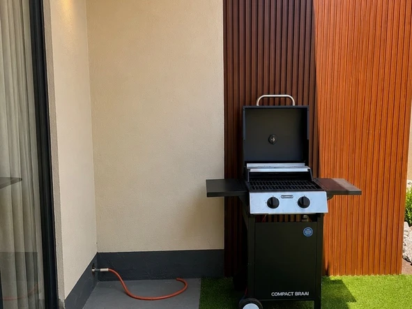 3 Bedroom Garden Flat